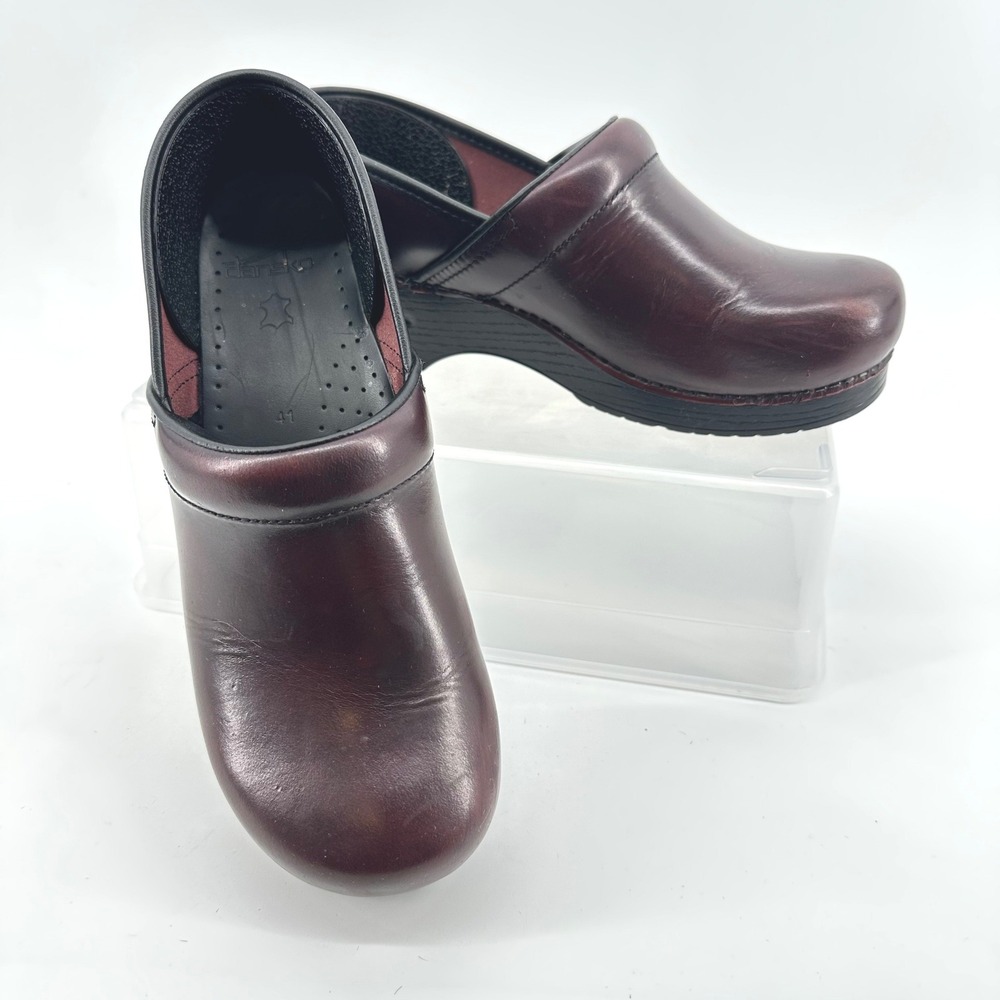 Dansko Professional Clogs Womens 41 Leather Nurse Teacher Dark Academia Comfort